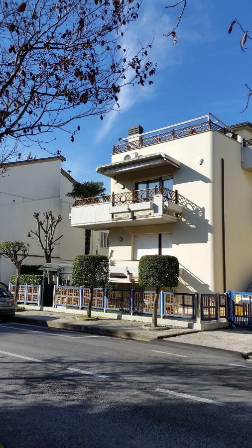 A Casa Di Clo Bed & Breakfast Pesaro Exterior photo